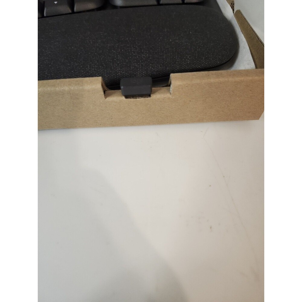 Logitech Wave Keys Keyboard - Picture 6 of 7